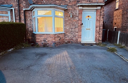 Erdington House | Inviting 3 -bed House in Birmingham