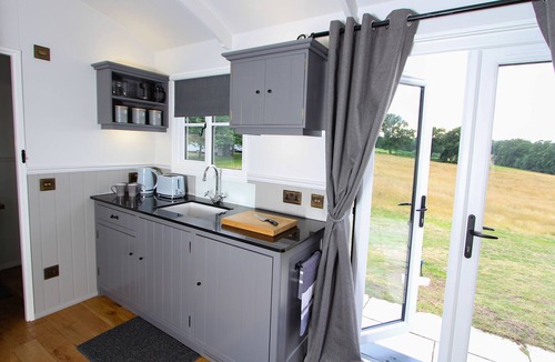 Marsham Cabin | Isabel Shepherds Hut, Marsham, North Norfolk