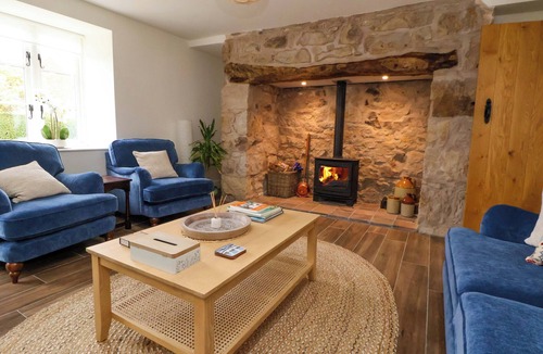 Nercwys Cottage | Isfryn