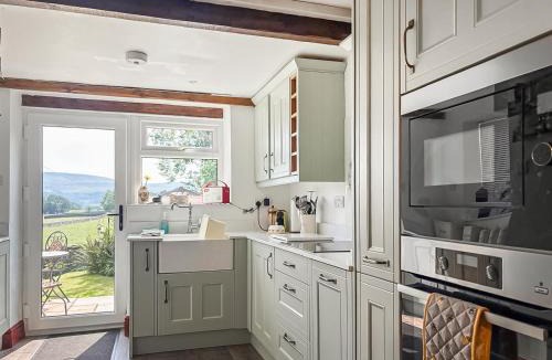 Carperby House | Johnson Cottage