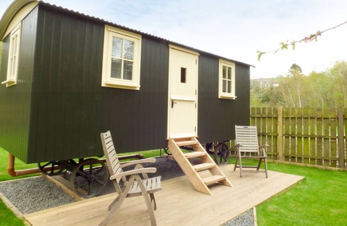 Haltwhistle Cottage | Joseph's Hide