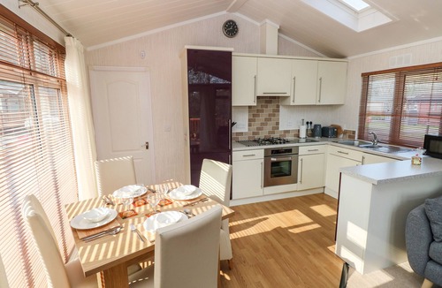 Amroth Cottage | Jules @ 79