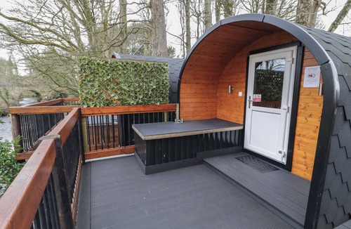 Dungiven Cottage | JUNIPER, romantic, with a garden in Dungiven, Londonderry