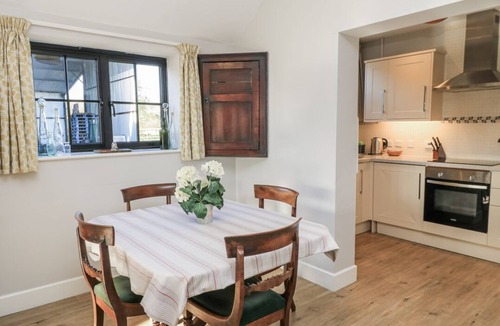West Knoyle Cottage | Keepers Cottage, West Knoyle