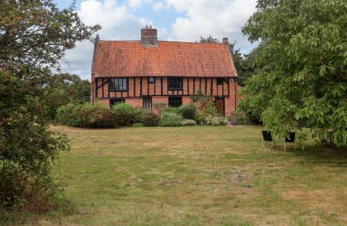 Beccles House | Keirs Cottage