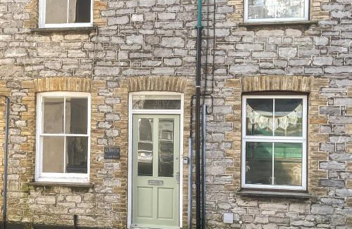 West Looe House | Kenwith Cottage