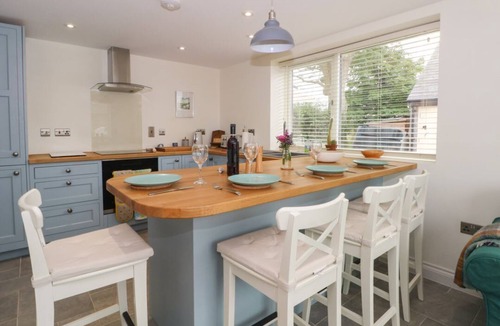 Shocklach Cottage | Kestrel, Tilston: A Charming Retreat