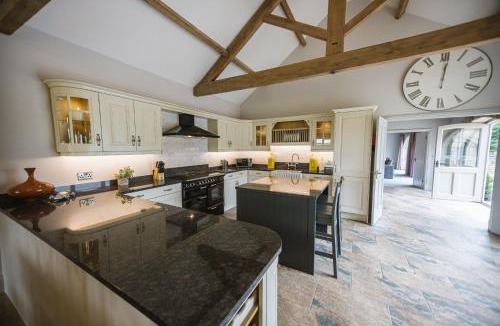 Richmond House | Kingfisher