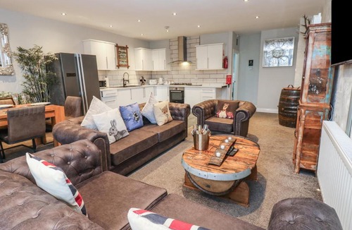 Stanhope Apartment | Knights Corner Stanhope Castle