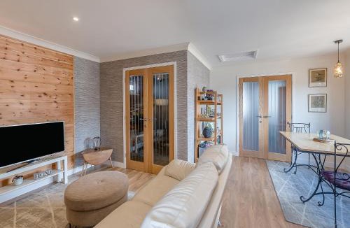 South Hayling House | Kotacockle Warren