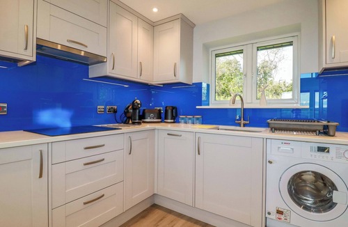 Newquay Cottage | Lake View