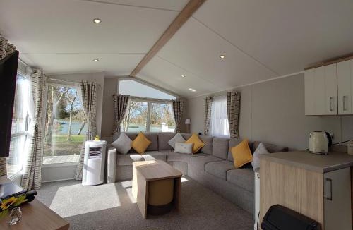 White Cross Resort | Lakeside Caravan White Acres Holiday Park Newquay Sleeps 6