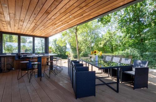 Compton Martin House | lakeside Lodge