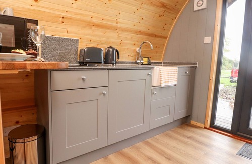 Knott End-on-Sea Cottage | Lapwing Lodge