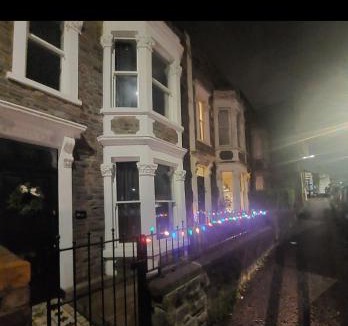 Southville House | Large newly refurbished house close to harbour