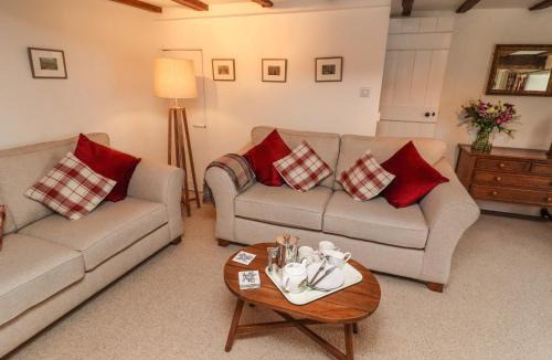 South Tawton House | Lavender Cottage