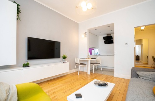 Adamsdown Apartment | Le Cwtch - Beautiful 1 Bed Apartment