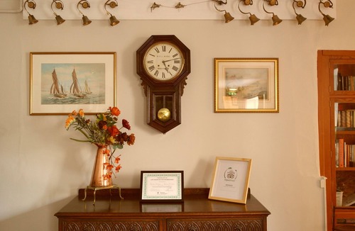 North Buckland Apartment | Lee Self Catering Studio Apartment, Trimstone Manor Cottages