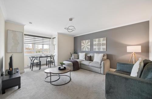 Coatbridge Apartment | Lees Apartment
