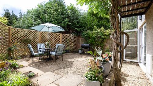 Broadway House | Lemon Tree Cottage