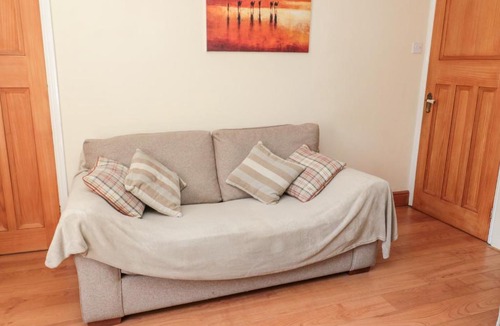 Amble House | Lighthouse Cottage
