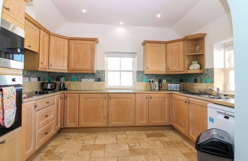 Eyemouth Cottage | LIGHTKEEPERS COTTAGE, country holiday cottage in St Abbs