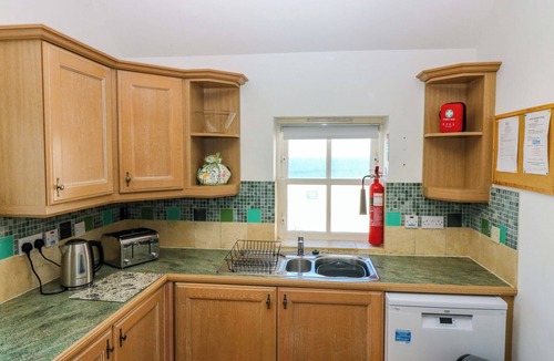 Eyemouth Cottage | LIGHTKEEPERS COTTAGE, country holiday cottage in St Abbs