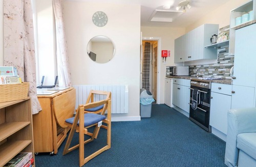St Abbs Cottage | LIGHTKEEPERS FLAGHOUSE, romantic, country holiday cottage in St Abbs