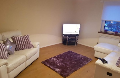 Linlithgow Apartment | Linlithgow Loch Apartment