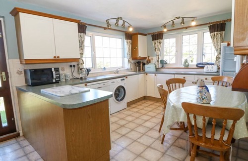 Edern House | Llwyn Celyn, Morfa Nefyn, 4bed