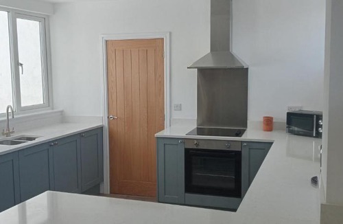 Acrefair House | Llys Alaw