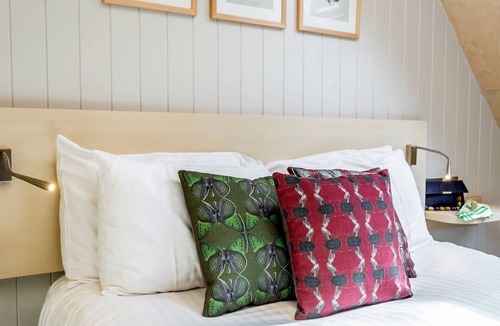 Corfe Castle Cabin | Lodge 9, Corfe Castle