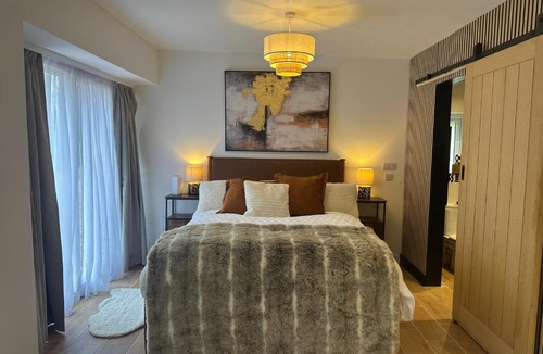 Emsworth Apartment | Longovers Lodge