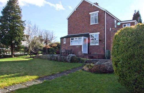 Wolverhampton House | Loningside, Wombourne