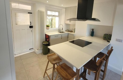 Looe House | Looe Cottage - Seaside views log fire sleeps 4