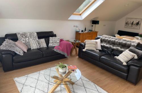 Carrickfergus House | Loughview Lodge