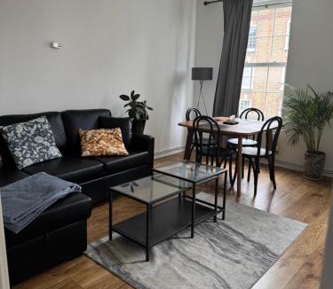 Kennington Apartment | Lovely one bedroom apartment