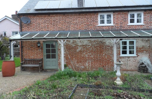 Great Blakenham Cottage | Lovely traditional Suffolk cottage.