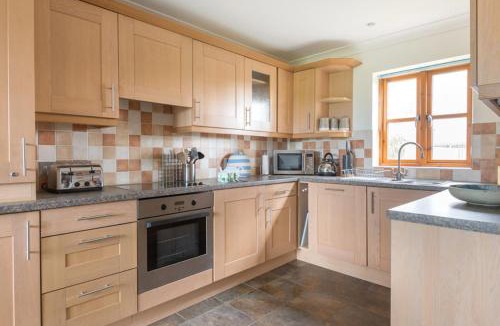 Wadebridge House | Lundy Cottage