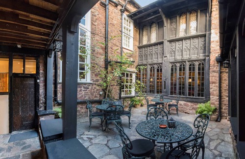 Dunster Hotel | Luttrell Arms Hotel