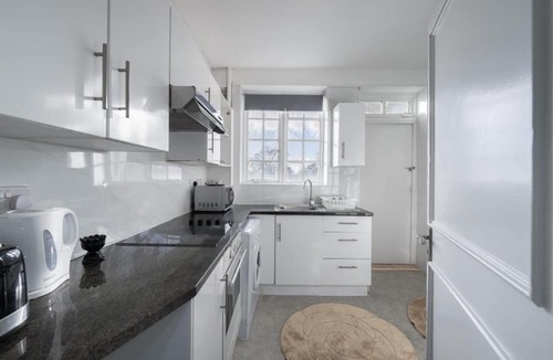 City of Westminster Apartment | Luxurious 2 Bed 2 Bath
