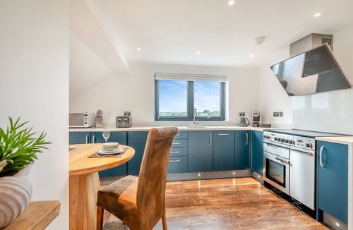 Widemouth Bay Cottage | Luxurious, 5-star, open plan, first floor apartment designed for two guests.