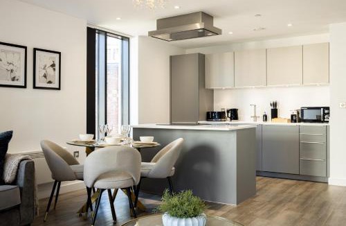 The Westside Apartment | Luxury 2 Bed Apt on Broad Street | City Centre