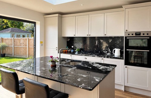 Westmarsh House | Luxury 5 Bed Detached Home, Countryside Views