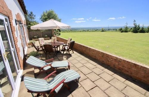 Trimdon Station House | Luxury barn with privateheated indoor pool & hot tub close to Durham City