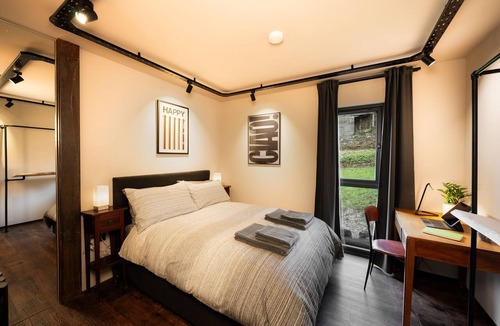 Wraxall Cabin | Luxury Container Lodge nestled amongst the trees