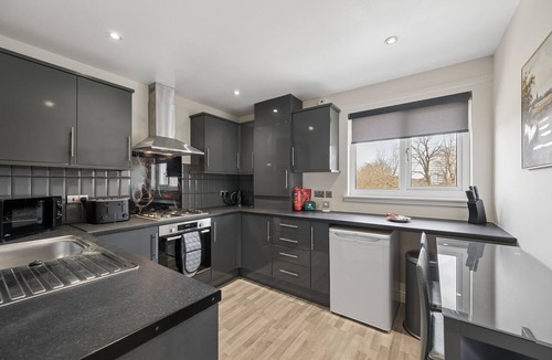 Coatbridge Apartment | Luxury Two Bed Apartment