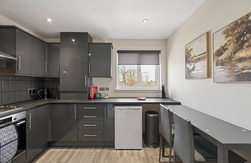 Coatbridge Apartment | Luxury Two Bed Apartment