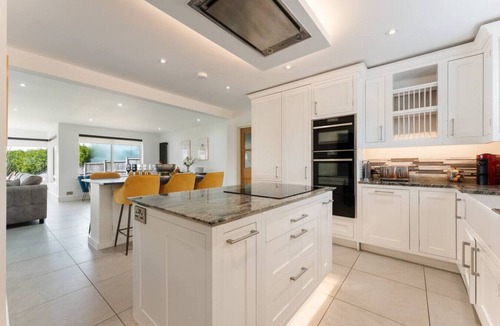 Canford Cliffs House | Luxury Waterfront Home Near Sandbanks