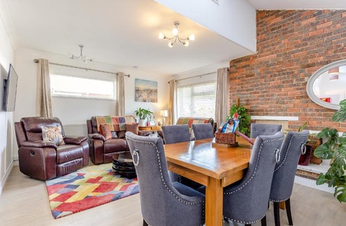 Birchington House | Mae's Lodge